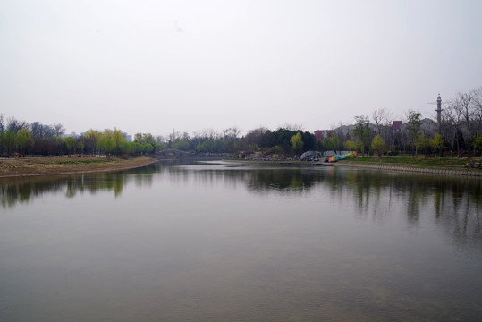 龙潭中湖公园