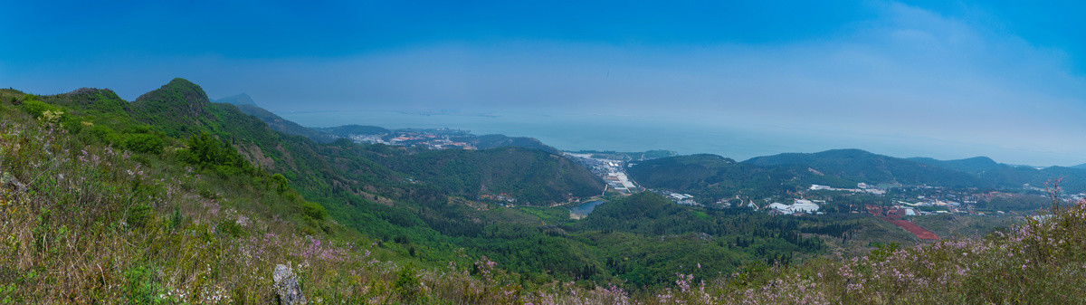 大青山全景