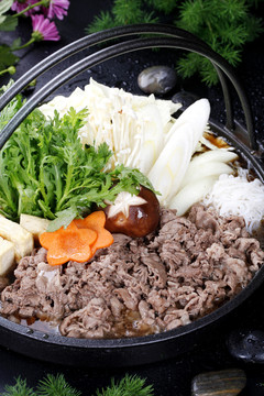 日式牛肉煎锅