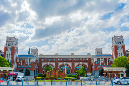 华东政法大学