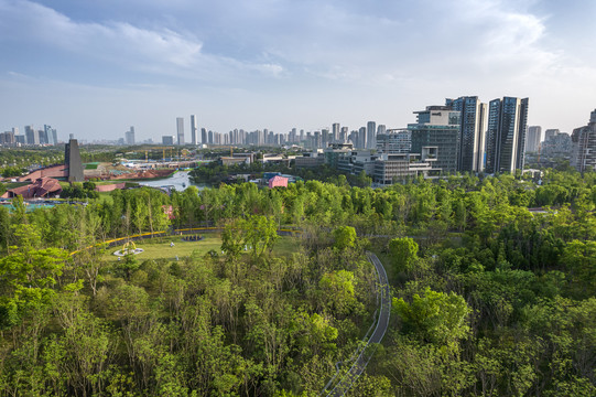 成都天府新区麓湖航拍城市风光