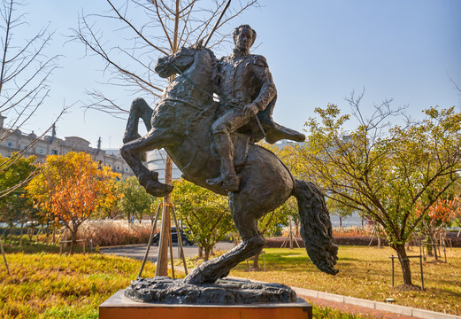 玻利瓦尔骑马雕塑