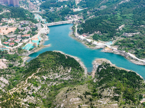 航拍济南浆水泉水库