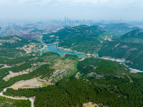 航拍济南浆水泉水库