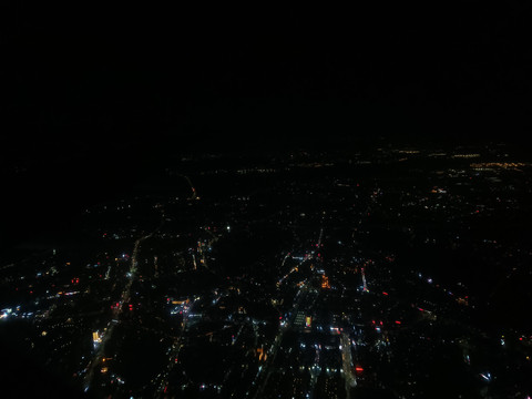 飞机夜景