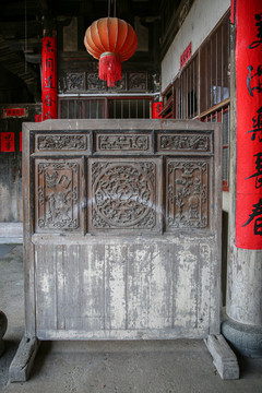 中式古典雕花木屏风