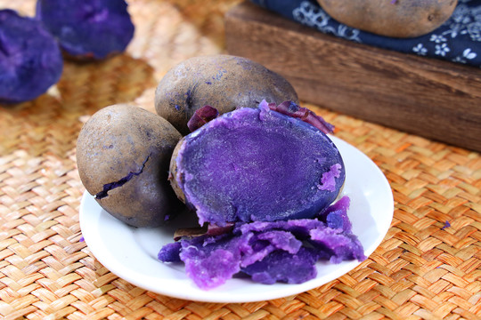 紫土豆黑土豆