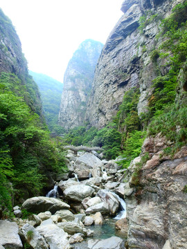 庐山三叠泉骆驼峰