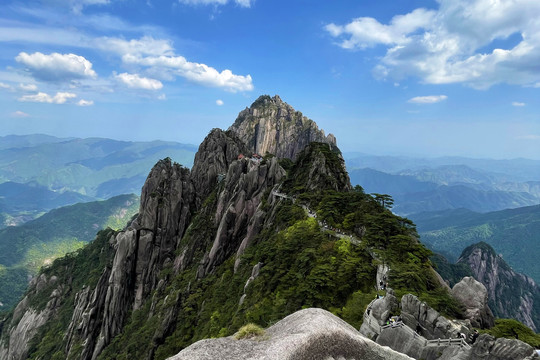 黄山天都峰