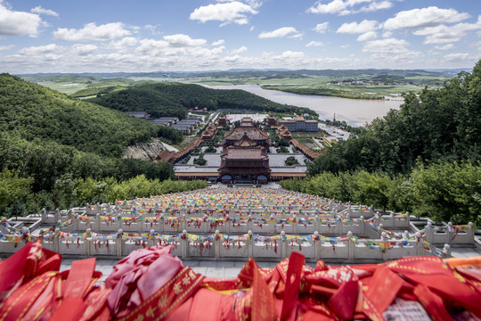 吉林敦化六鼎山