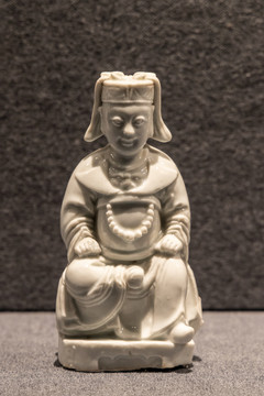广泽尊王瓷像