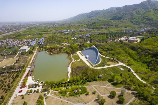 秦岭山植物园