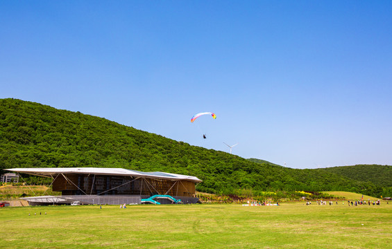 圣境山滑翔伞基地