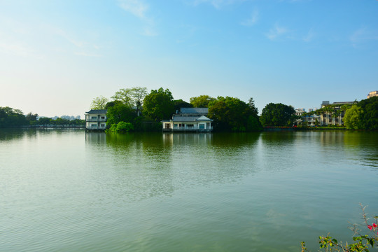 湖泊水景