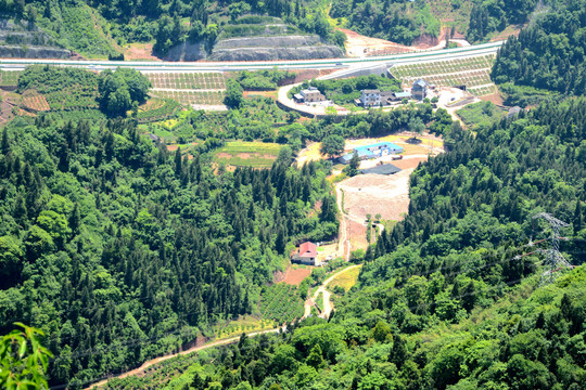 山间小路