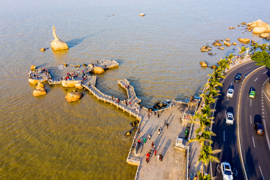 航拍广东珠海地标建筑渔女神像