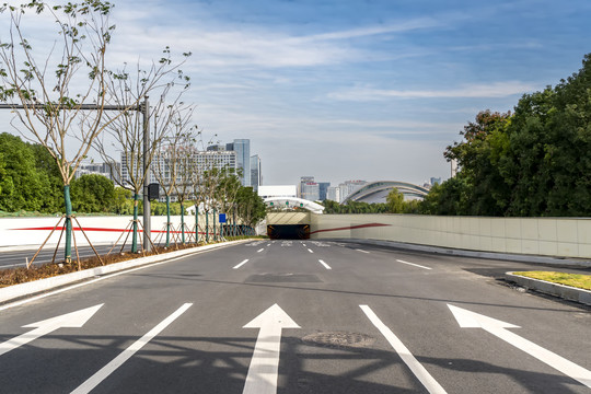 城市道路和现代城市建筑景观