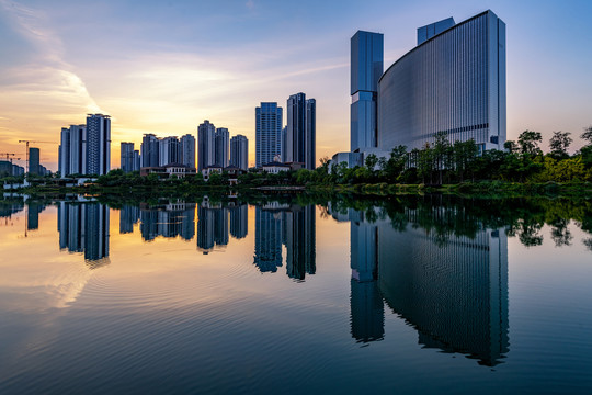 天府新区高楼湿地公园夕阳