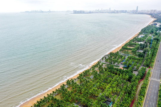 航拍海南海口假日海滩旅游景区