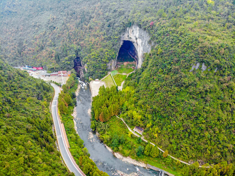 航拍湖北恩施利川腾龙洞风景区