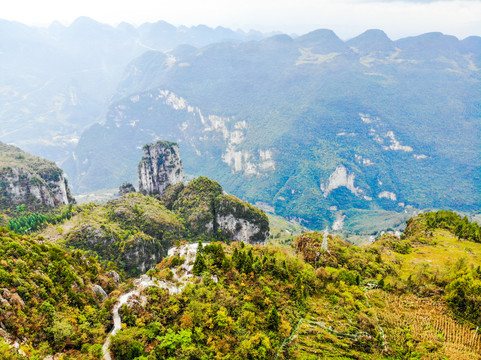 航拍湖北恩施大峡谷七星寨景区