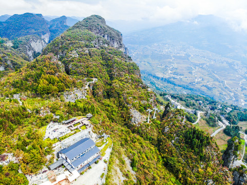 航拍湖北恩施大峡谷七星寨景区