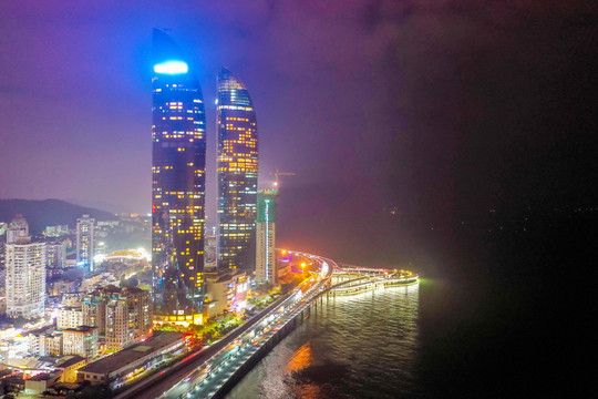 航拍厦门世茂海峡大厦双塔夜景