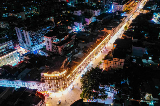 航拍福建厦门中山路步行街夜景