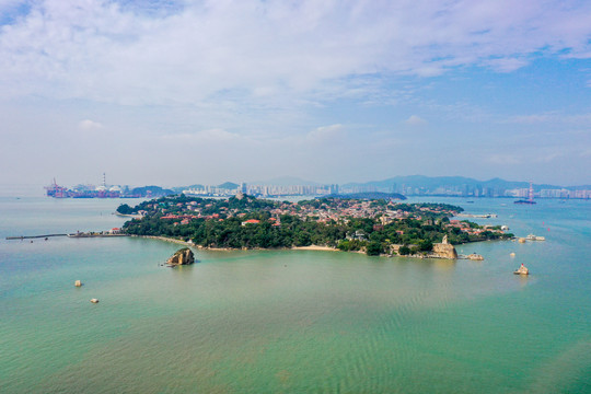 航拍福建厦门鼓浪屿风景名胜区