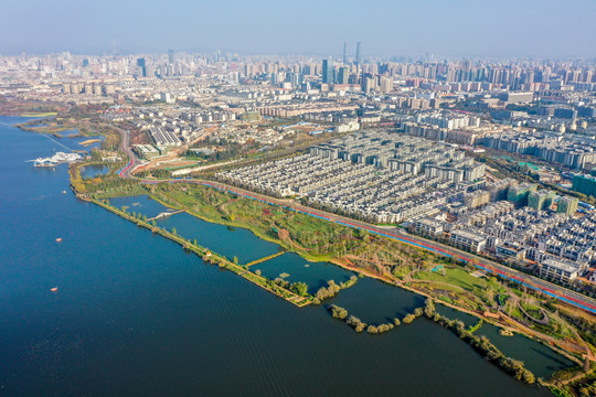 昆明滇池草海湖滨生态湿地公园