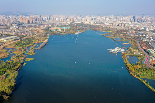 昆明滇池草海湖滨生态湿地公园