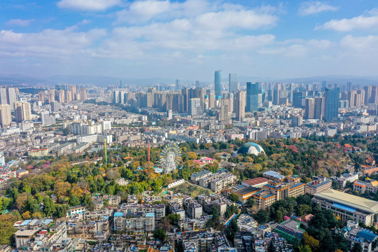 航拍云南昆明圆通山昆明动物园