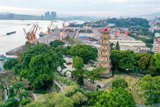 航拍福建福州罗星塔公园