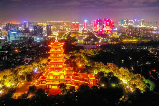 航拍佛山礌岗山顶魁星阁夜景