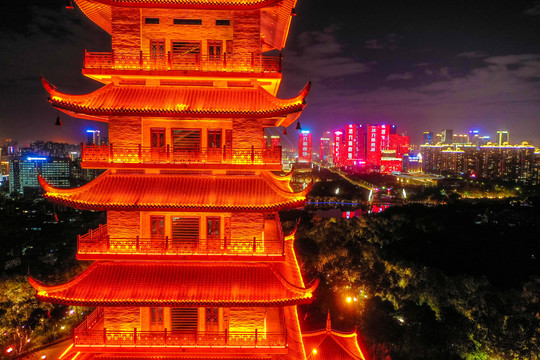 航拍佛山礌岗山顶魁星阁夜景