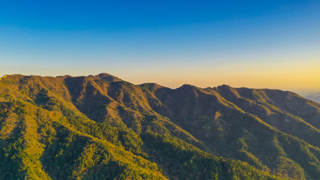 八达岭群山山峦山峰意境