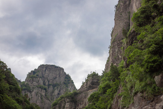 山峰山脉