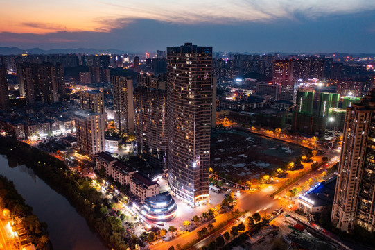 航拍湖南长沙梅溪湖夜景