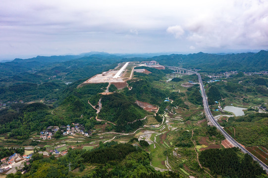 建设中的湖南湘西边城机场