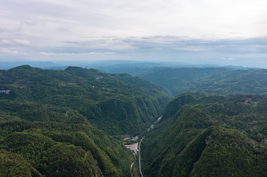 航拍湖南湘西乌龙山大峡谷