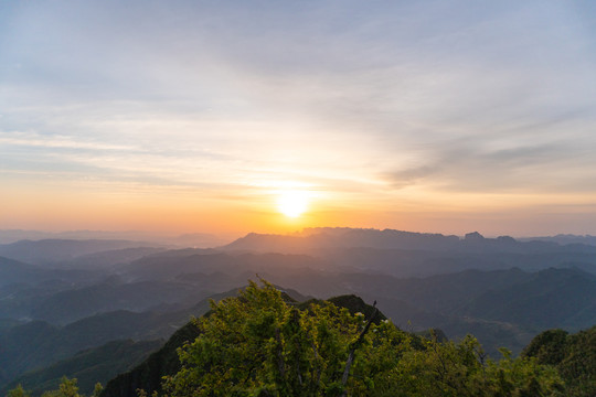 航拍湘西羊峰山风力发电机组