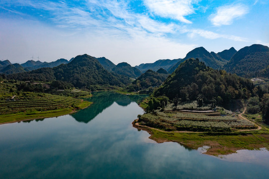 航拍湖南湘西松柏水库风光