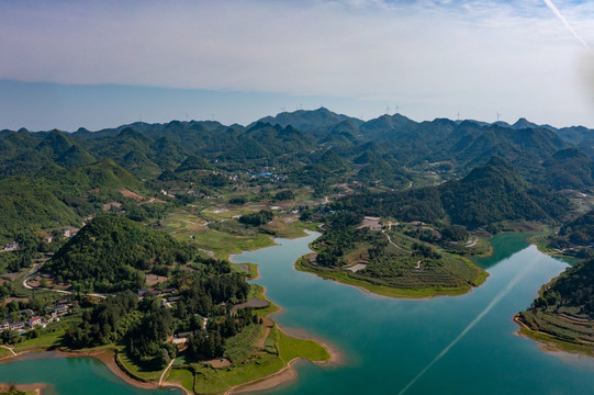 航拍湖南湘西松柏水库风光