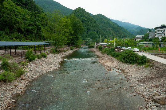 重庆巫山官渡龙洞河自然风光