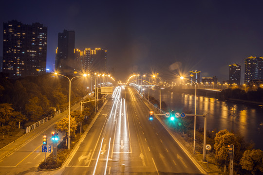 城市公路夜景