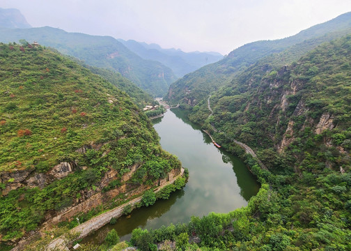 高山峡谷