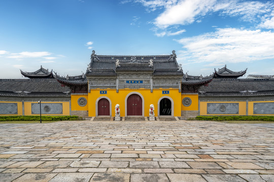 江苏泰州南山律寺古建筑