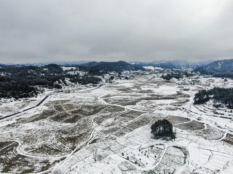 乡村田园冬天雪景航拍