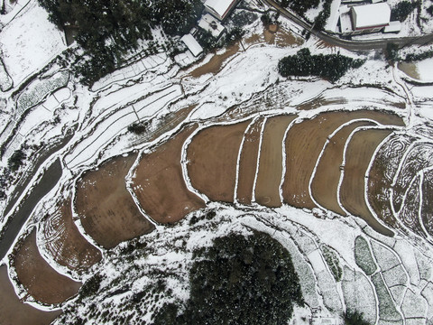 农田冬天雪景航拍