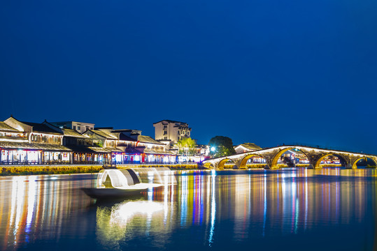 杭州塘栖古镇夜景